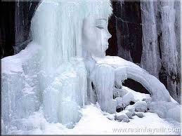 buzdan heykel